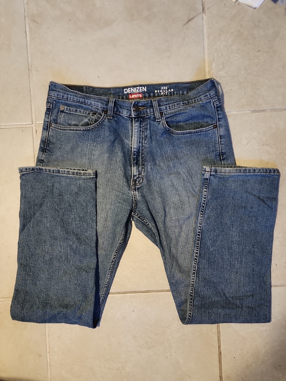 DENIZEN 236 Regular Fit from Levi's